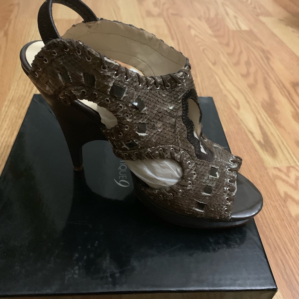 Brown Wedge sandal